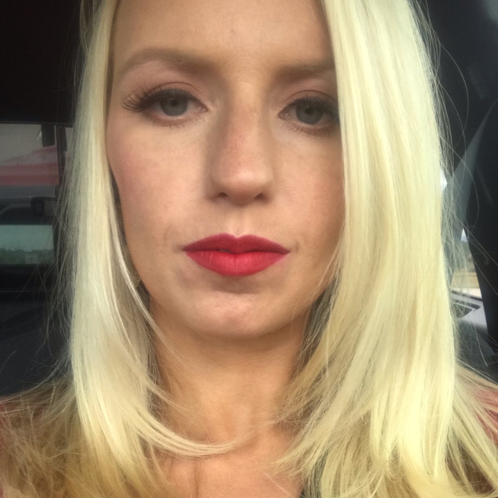 Meet your Posher, Tiffany